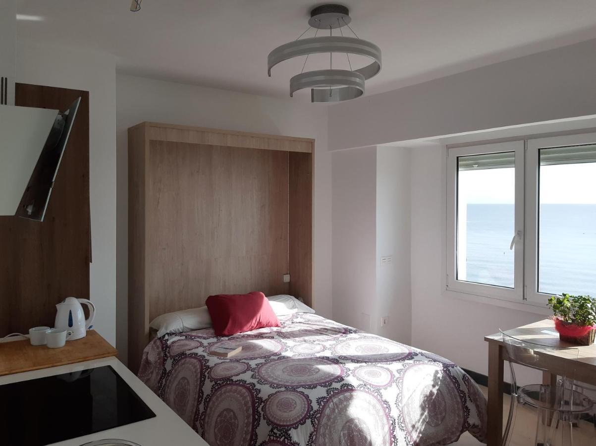 Malagueta Beach Apartment มาลากา ภายนอก รูปภาพ