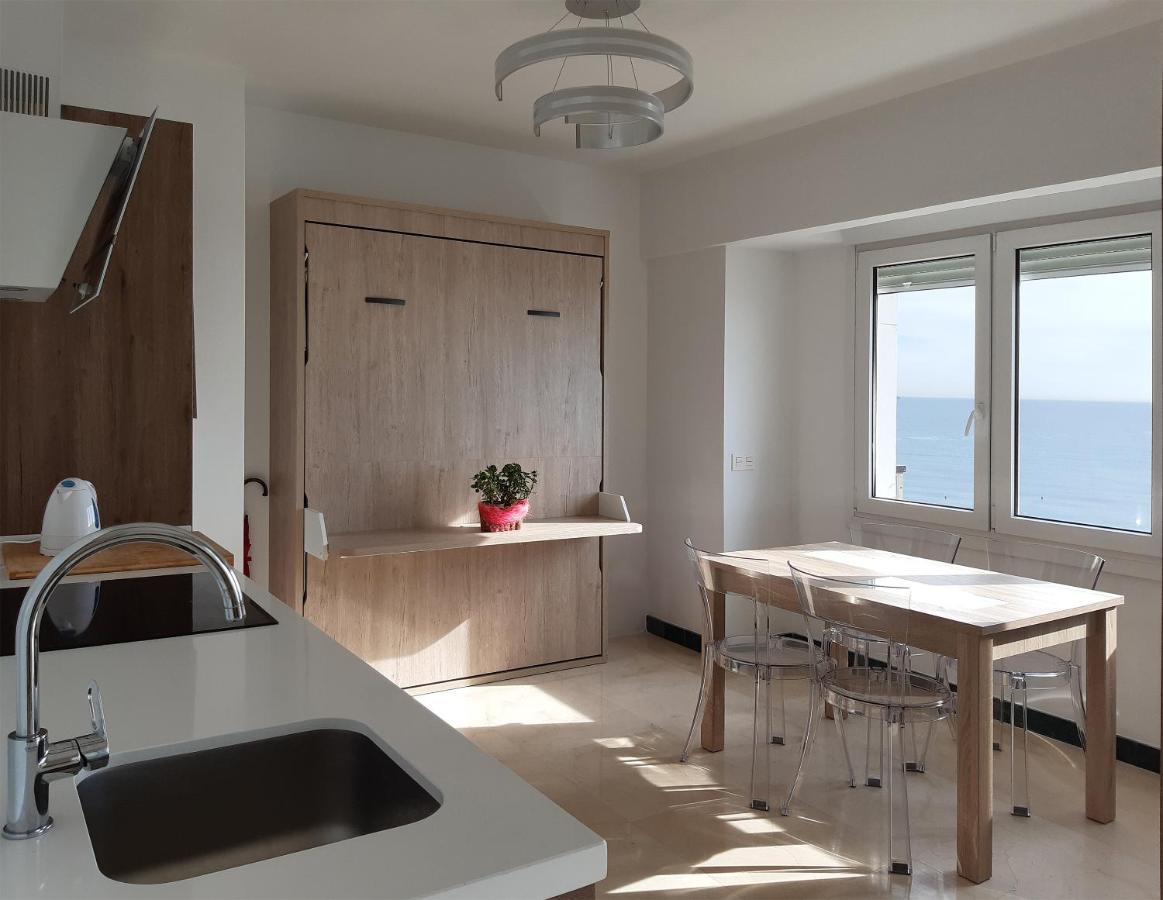 Malagueta Beach Apartment มาลากา ภายนอก รูปภาพ